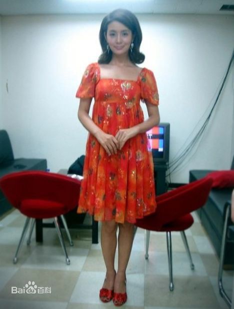 金媛熙(，Kim Won Hee)生活照性感图片图集