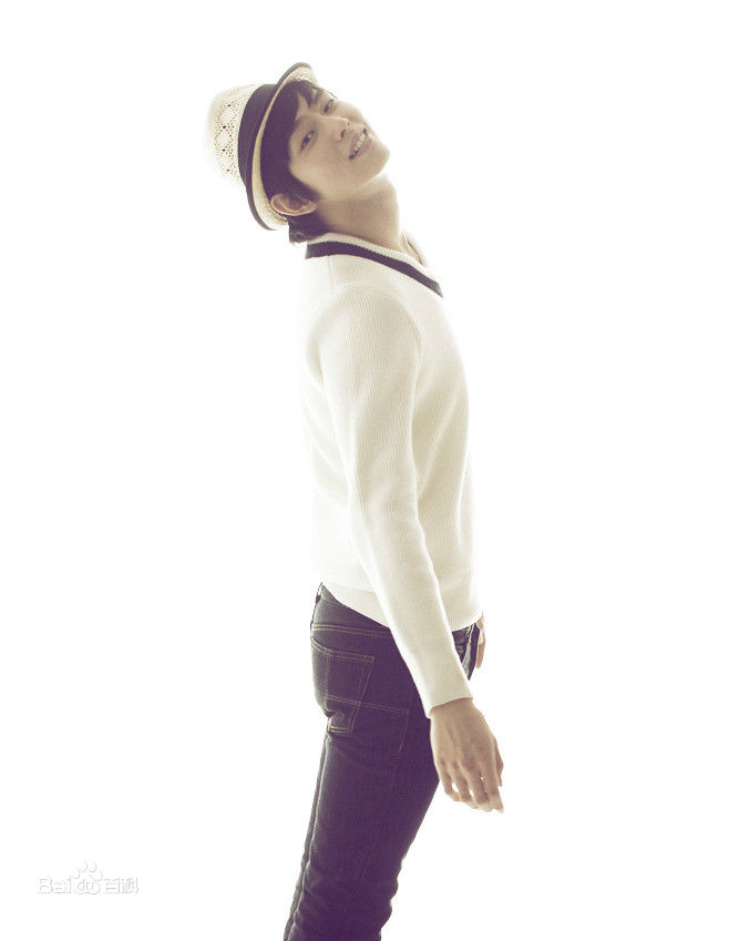 尹均相(Yun Kyun Sang)相素颜照相册