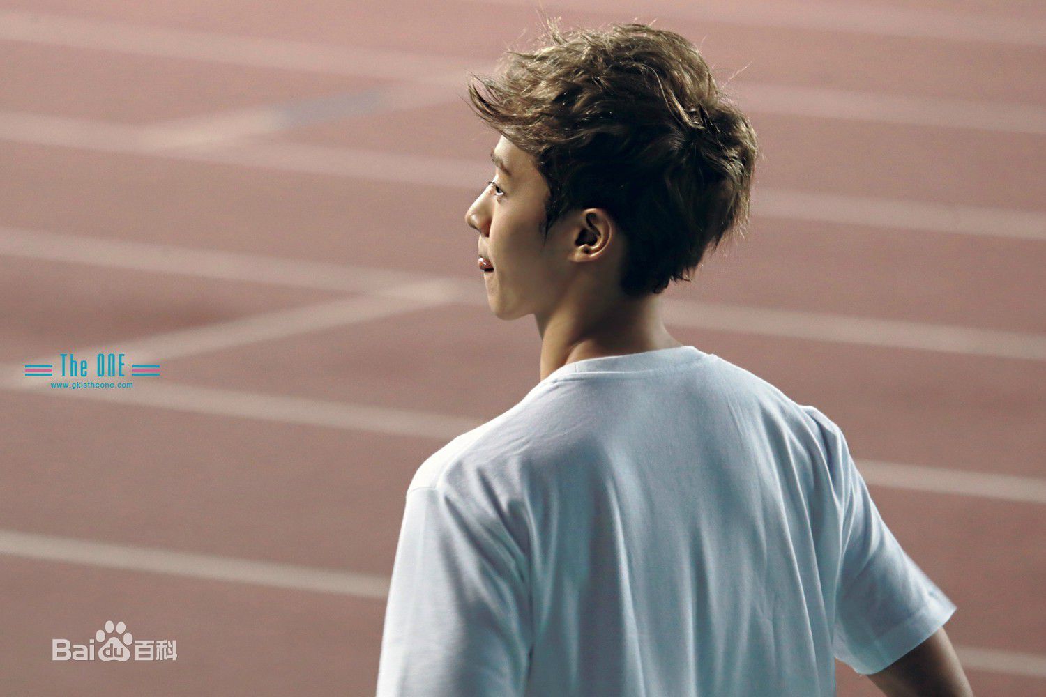 李起光(，Lee Gi Kwang)运动场上帅气的起光图册