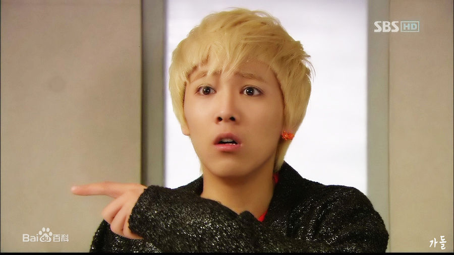 李洪基/李弘基(/Lee HongKi)李弘基-活力元素Jeremy性感图片图集