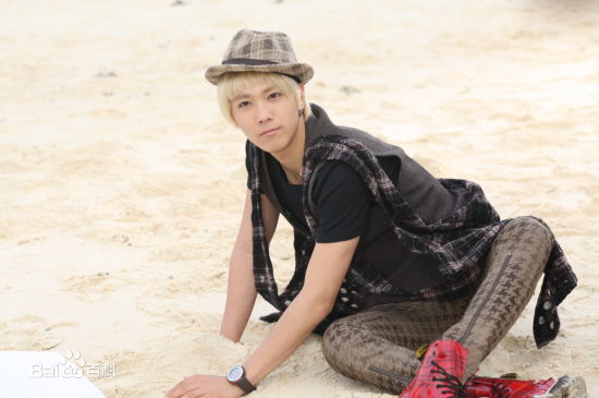 李洪基/李弘基(/Lee HongKi)李弘基-活力元素Jeremy性感图片图集