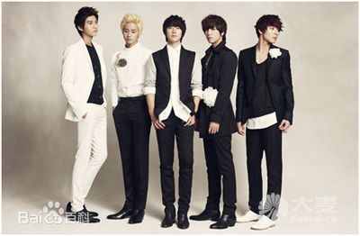 李洪基/李弘基(/Lee HongKi)F.T Iland图片图集