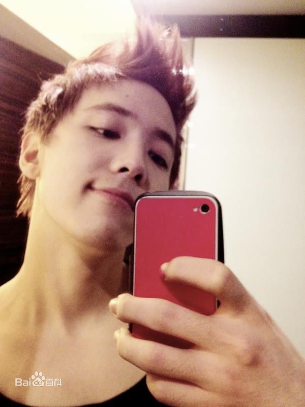 李洪基/李弘基(/Lee HongKi)图册前后照片