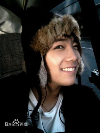 李洪基/李弘基(/Lee HongKi)图册前后照片