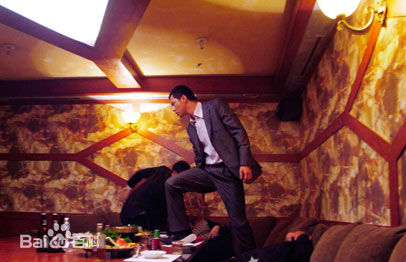 许怡才()卑劣的街头最新剧照