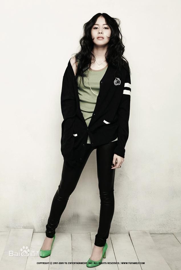 许怡才()前后照片