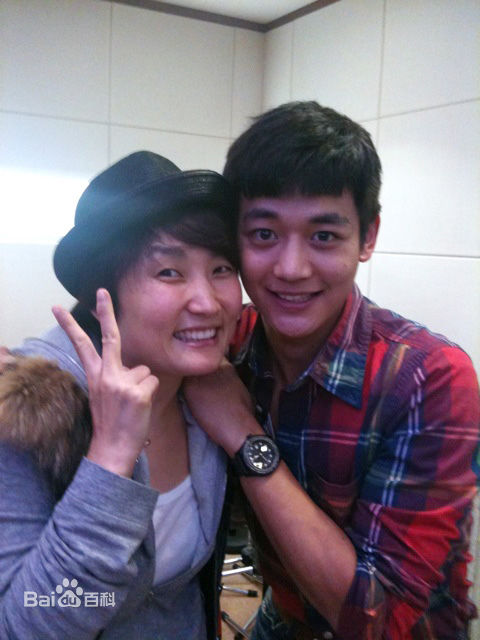 朴京琳(Park Kyung-lim)出席活动性感图片图集