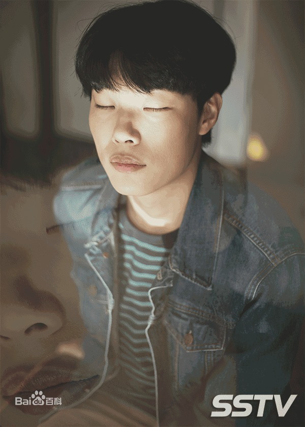 柳俊烈()采访图集图册