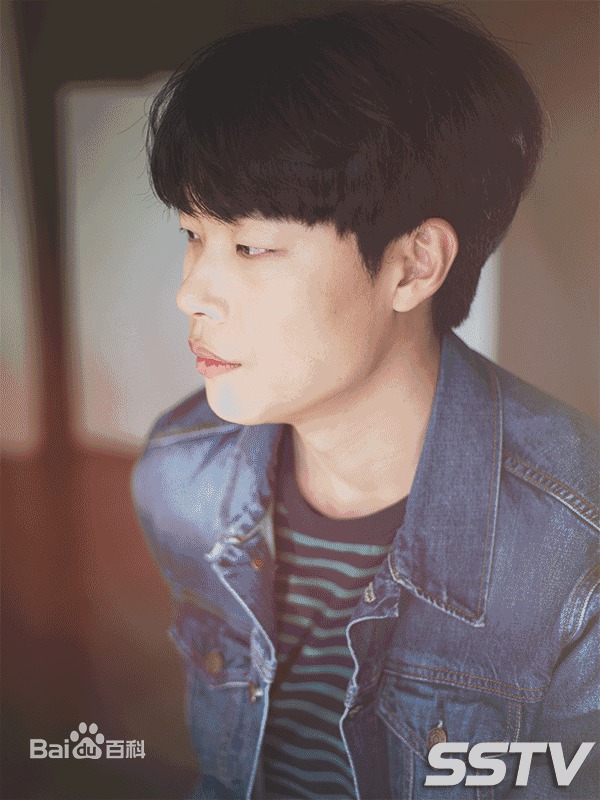 柳俊烈()采访图集图册