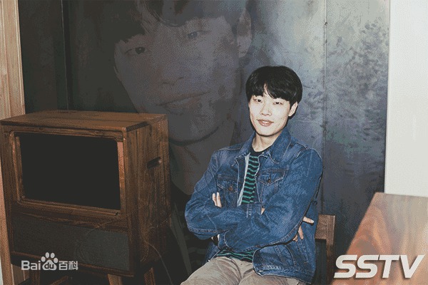 柳俊烈()采访图集图册