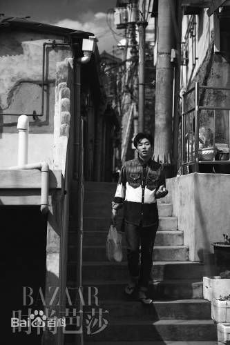 最新柳俊烈()性感图片