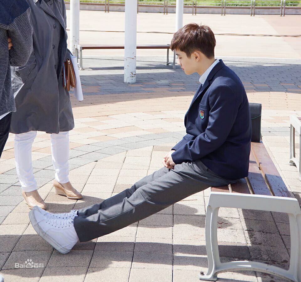 最优质都敬秀(（韩文名）、Doh Kyungsoo、D.O.（官方艺名）、都暻秀（曾用名）、度庆洙（误译）)在电影-《Cart》图册中的