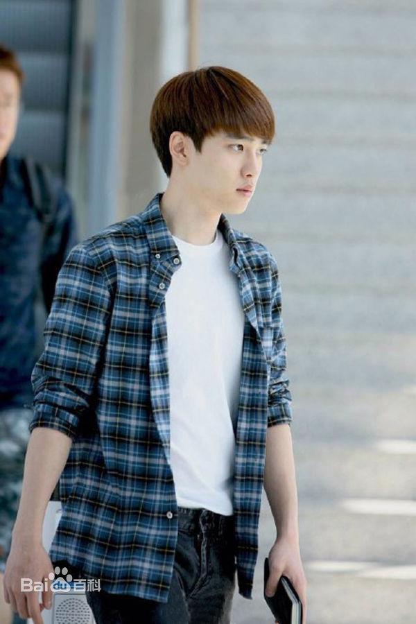 都敬秀(（韩文名）、Doh Kyungsoo、D.O.（官方艺名）、都暻秀（曾用名）、度庆洙（误译）)饭制1壁纸壁纸