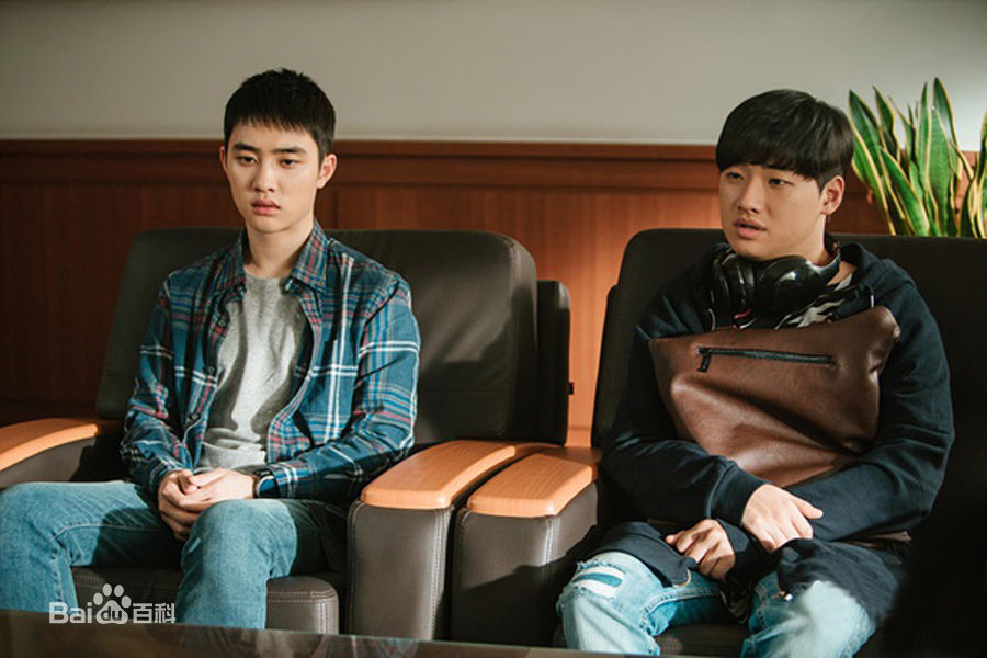 都敬秀(（韩文名）、Doh Kyungsoo、D.O.（官方艺名）、都暻秀（曾用名）、度庆洙（误译）)积极的体质性感图片图集