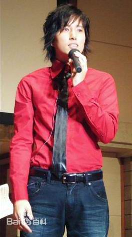 杨镇宇(Yang jin-woo)参加活动的照片图册