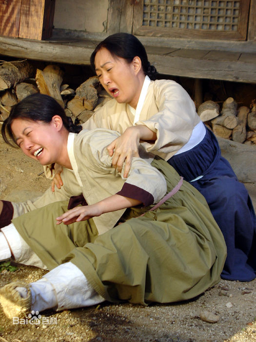 高清金汝真((Kim Yeo Jin))图片