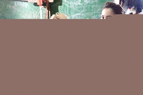 黄仁英()艺术照图册