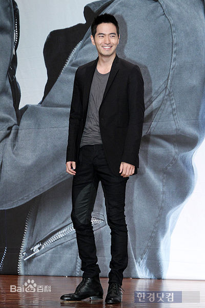 李阵郁(/lee jin Uk/イジヌク)电视图册第一册素颜照相册