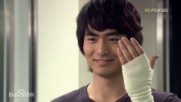 李阵郁(/lee jin Uk/イジヌク)电视图册第一册素颜照相册