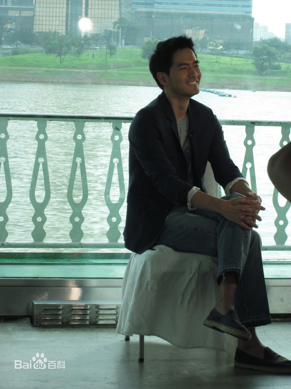 李阵郁(/lee jin Uk/イジヌク)电视图册第一册素颜照相册