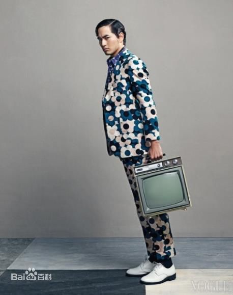 李阵郁(/lee jin Uk/イジヌク)画报图册性感图片图集