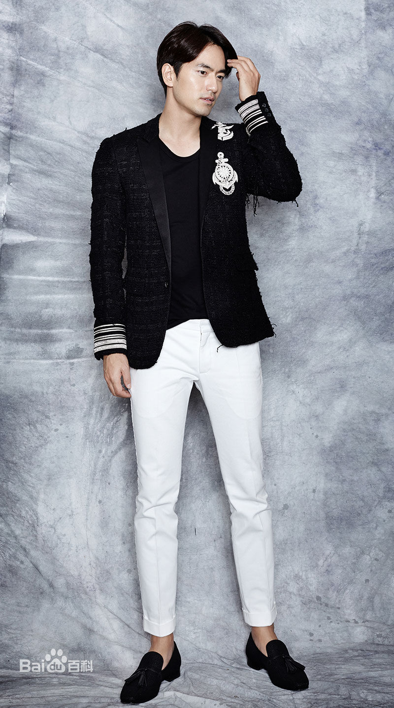 李阵郁(/lee jin Uk/イジヌク)画报图册性感图片图集