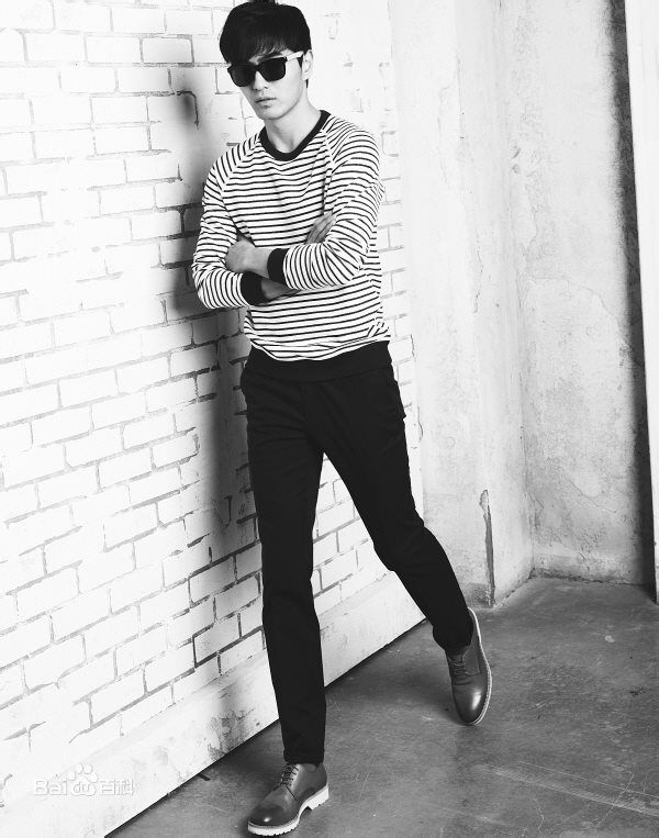 李阵郁(/lee jin Uk/イジヌク)CF图册图片图集