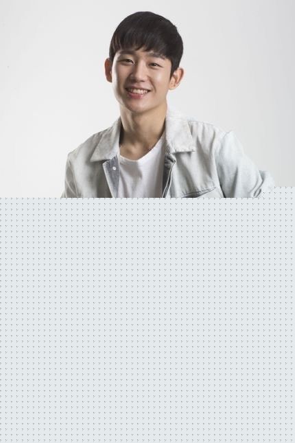 丁海寅(Jung Hae In)高清采访图册