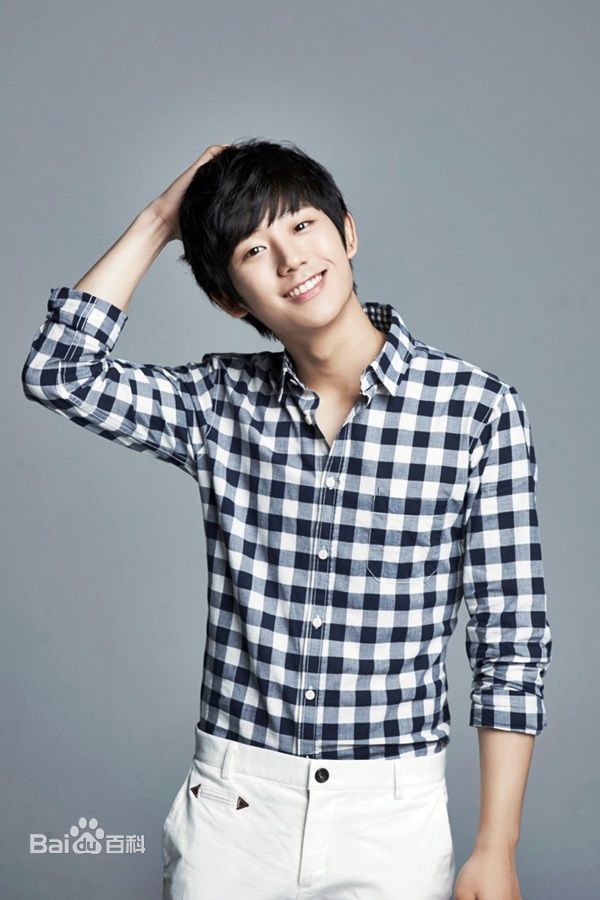 丁海寅(Jung Hae In)高清采访图册