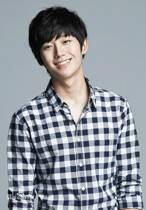 丁海寅(Jung Hae In)高清采访图册