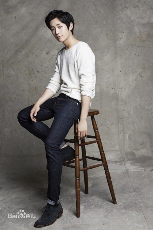 丁海寅(Jung Hae In)高清采访图册