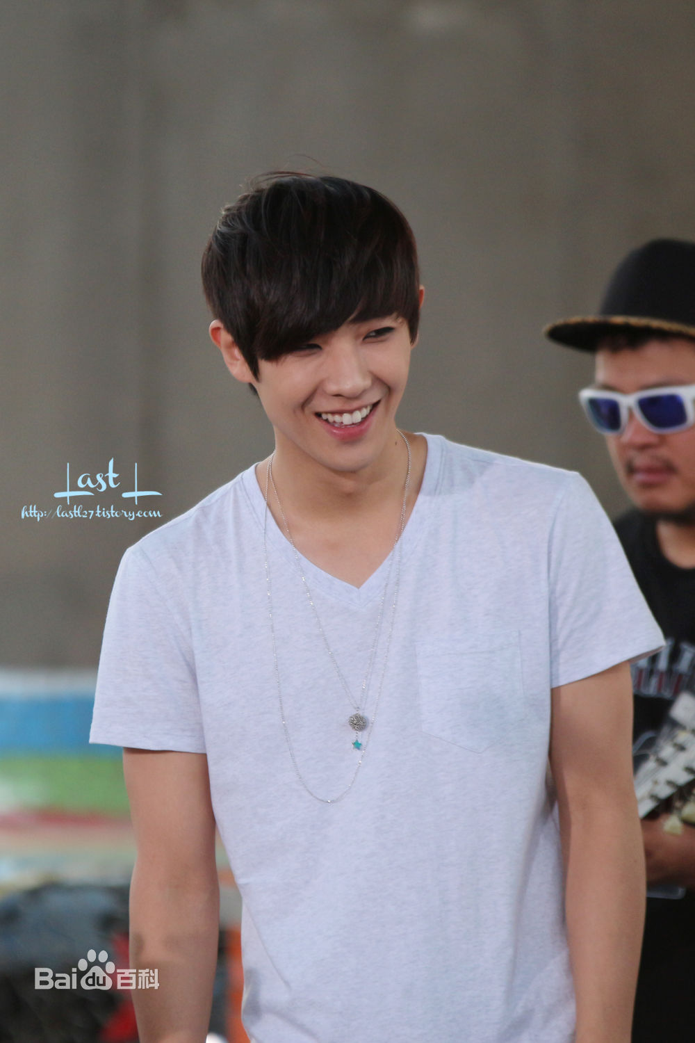 李准（本名李昌宣/李昶瑄）(Lee Joon)Picnic Live素颜照相册