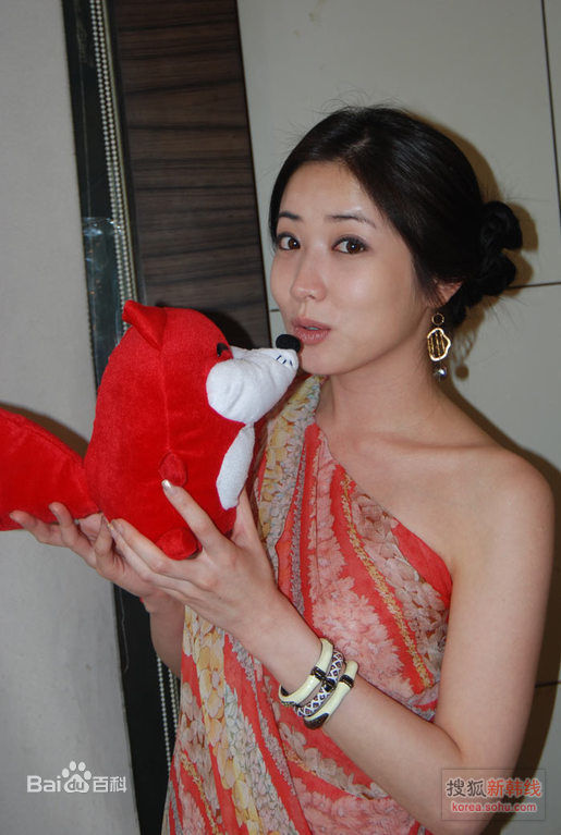 崔贞媛(，Choi Jung won)个人生活照图片图集