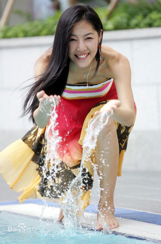 最新尹智敏(/Yoon Ji-min)精彩图册