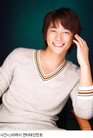 秋相美艺术照图片图册