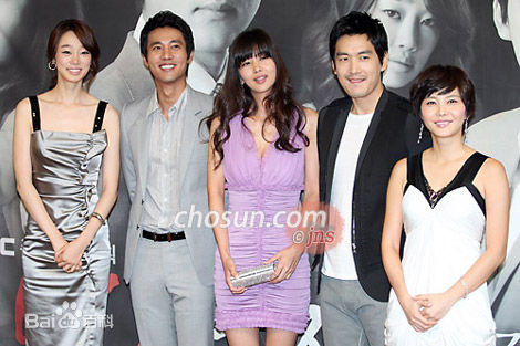 秋相美主演的电视剧性感图片图集