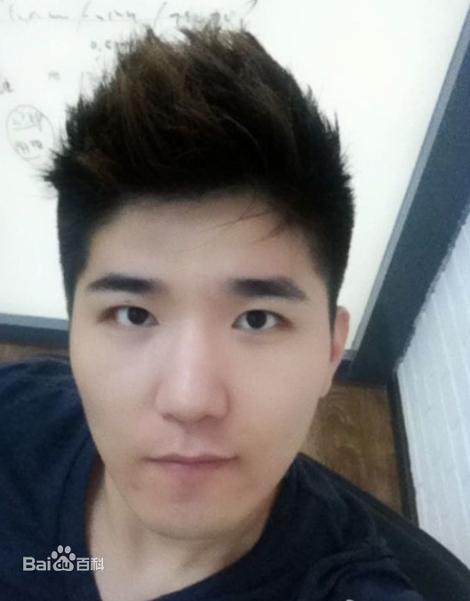 最新金容君()性感图片