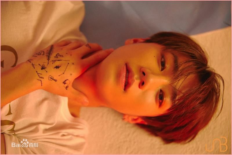 李濬荣(Jun)专辑预告照性感图片图集