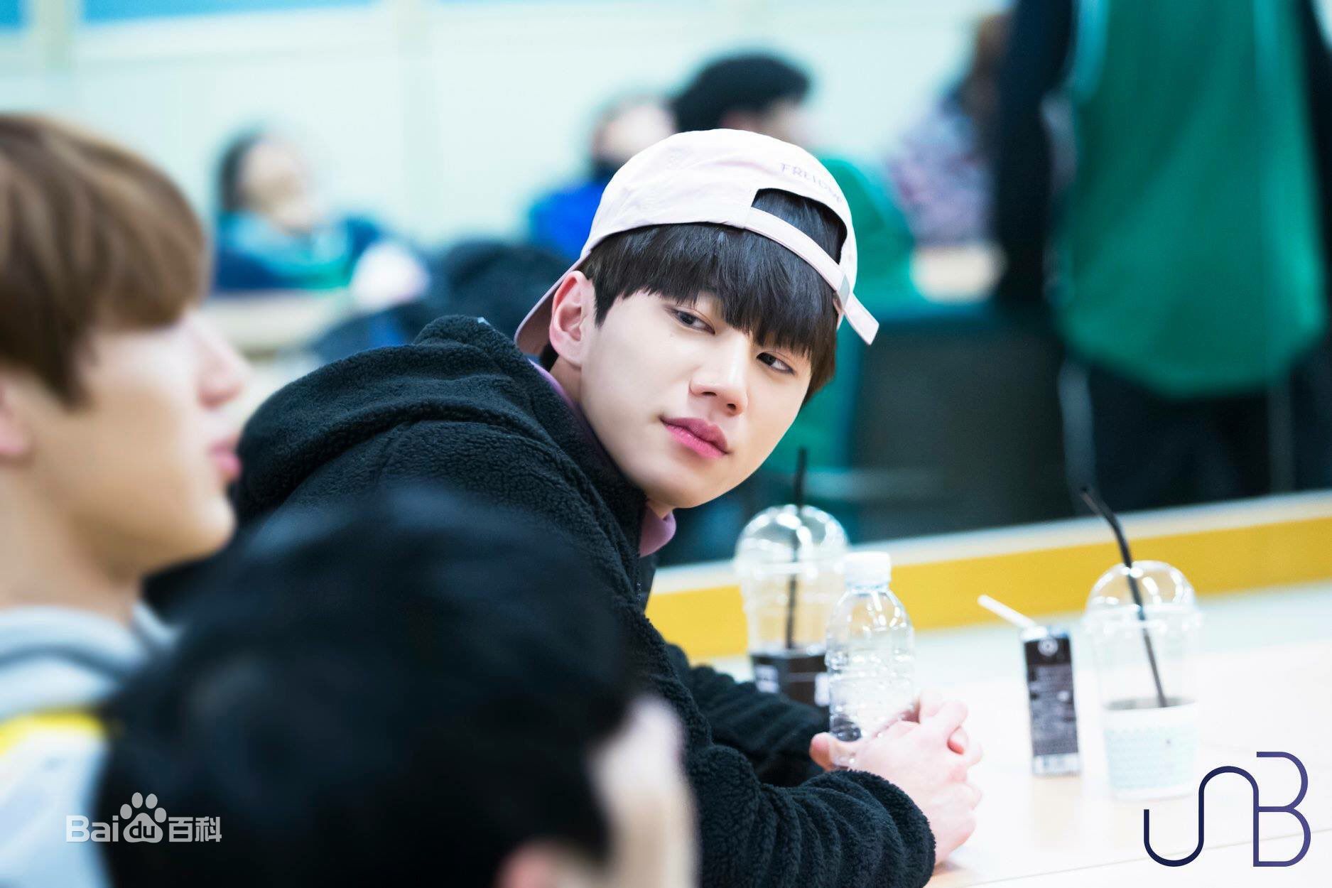 最新李濬荣(Jun)壁纸