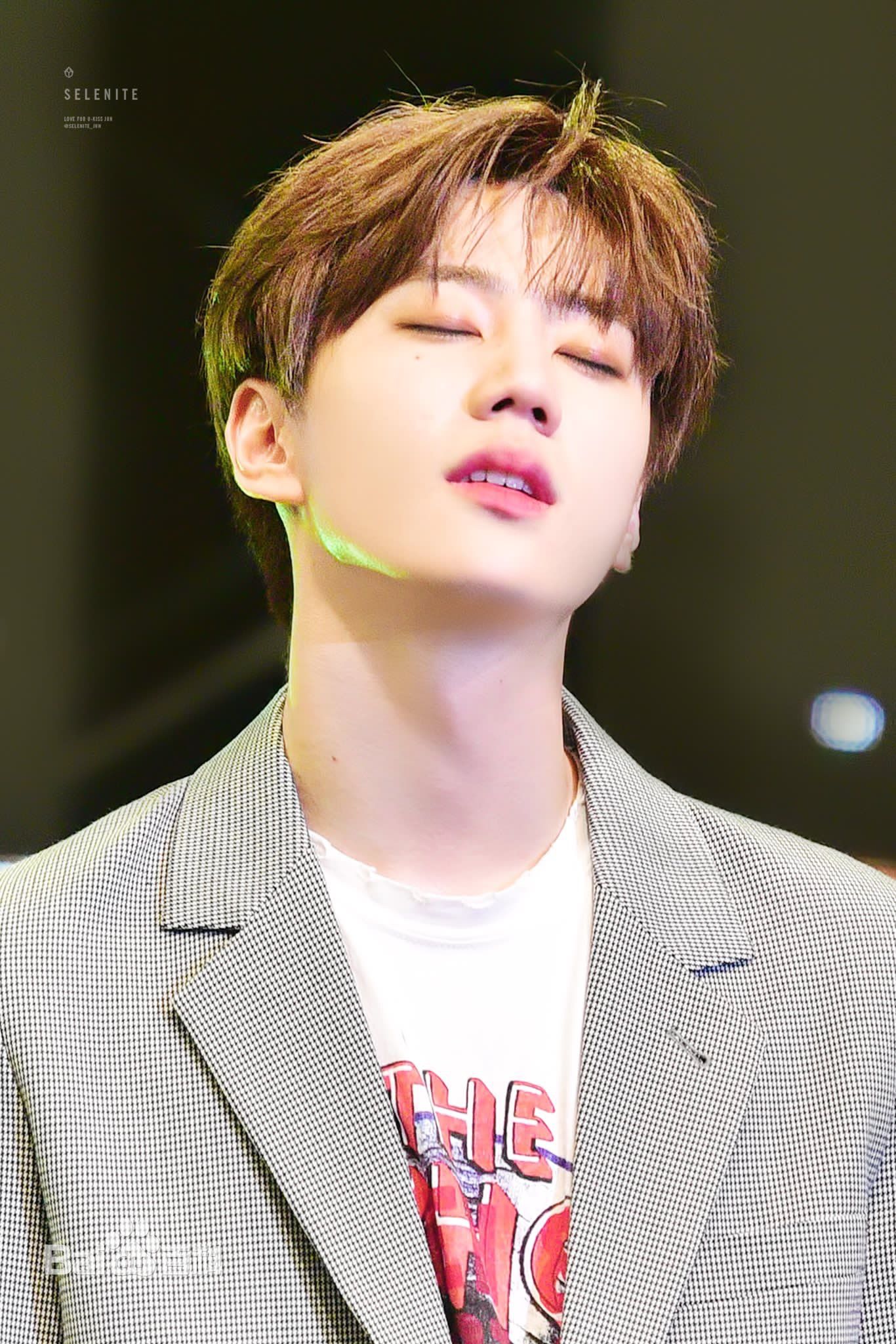 李濬荣(Jun)舞台照图片图集