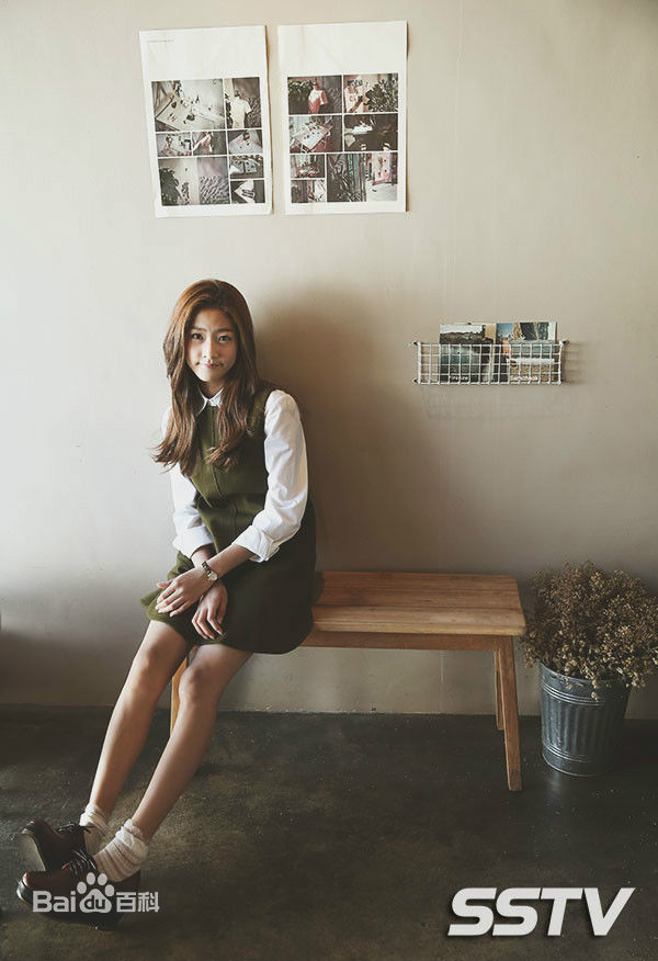 金赛纶(/Kim Sae ron)2014采访性感图片图集