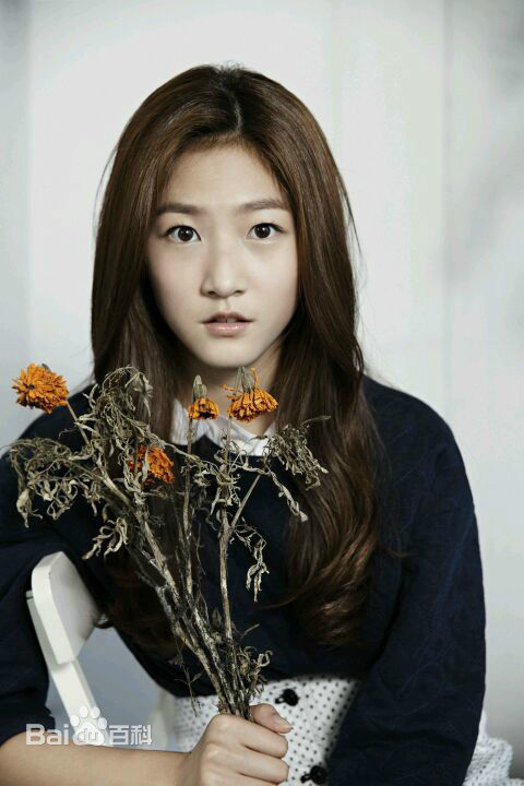 金赛纶(/Kim Sae ron)2014采访性感图片图集