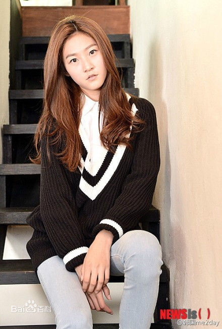 金赛纶(/Kim Sae ron)2014采访性感图片图集