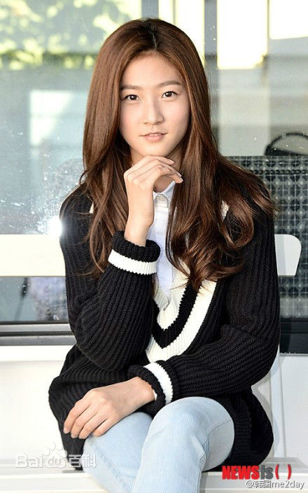 金赛纶(/Kim Sae ron)2014采访性感图片图集