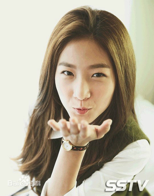 金赛纶(/Kim Sae ron)2014采访性感图片图集