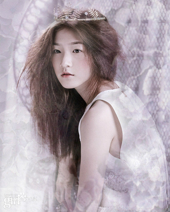 金赛纶(/Kim Sae ron)VOGUE GIRL图片图集