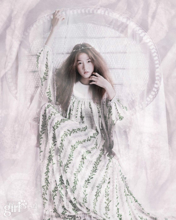 金赛纶(/Kim Sae ron)VOGUE GIRL图片图集