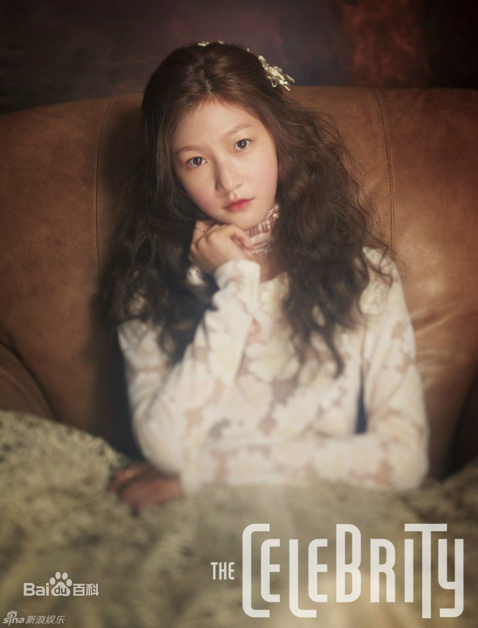 金赛纶(/Kim Sae ron)The CELEBRITY生活照相册