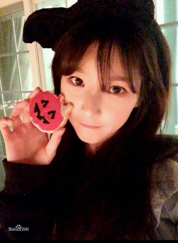 金赛纶(/Kim Sae ron)生活壁纸壁纸