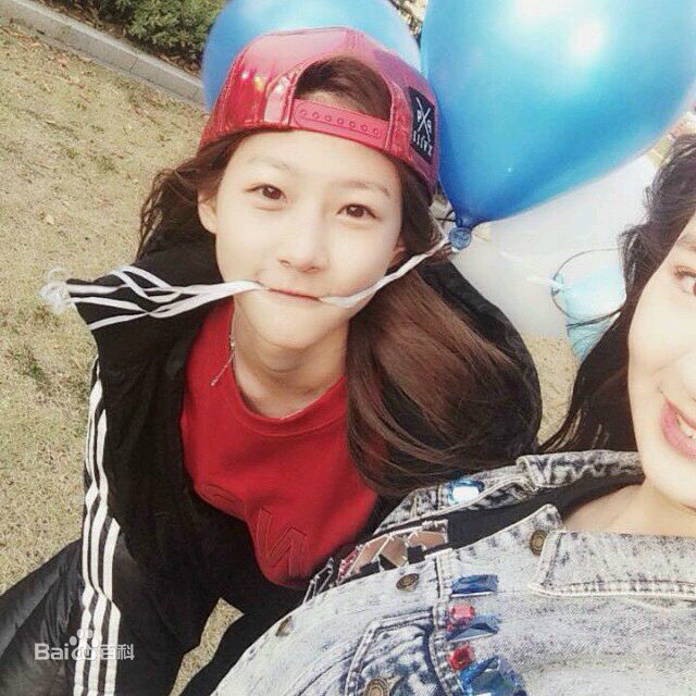 金赛纶(/Kim Sae ron)生活壁纸壁纸